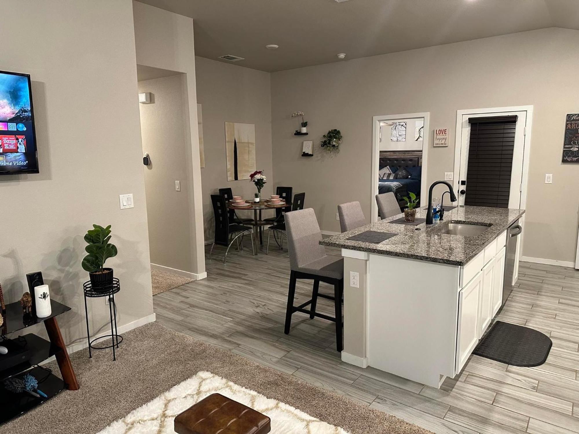 3Bed/2Bath Cozy Spacious Place Λούμποκ Εξωτερικό φωτογραφία